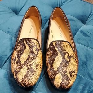 Antonio's Melani womens slip on loafers